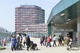 S-Bahn_Wilhelmsburg_Fussgaengerbruecke87.jpg